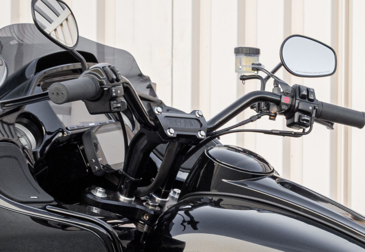 THRASHIN SUPPLY Guidon 1"