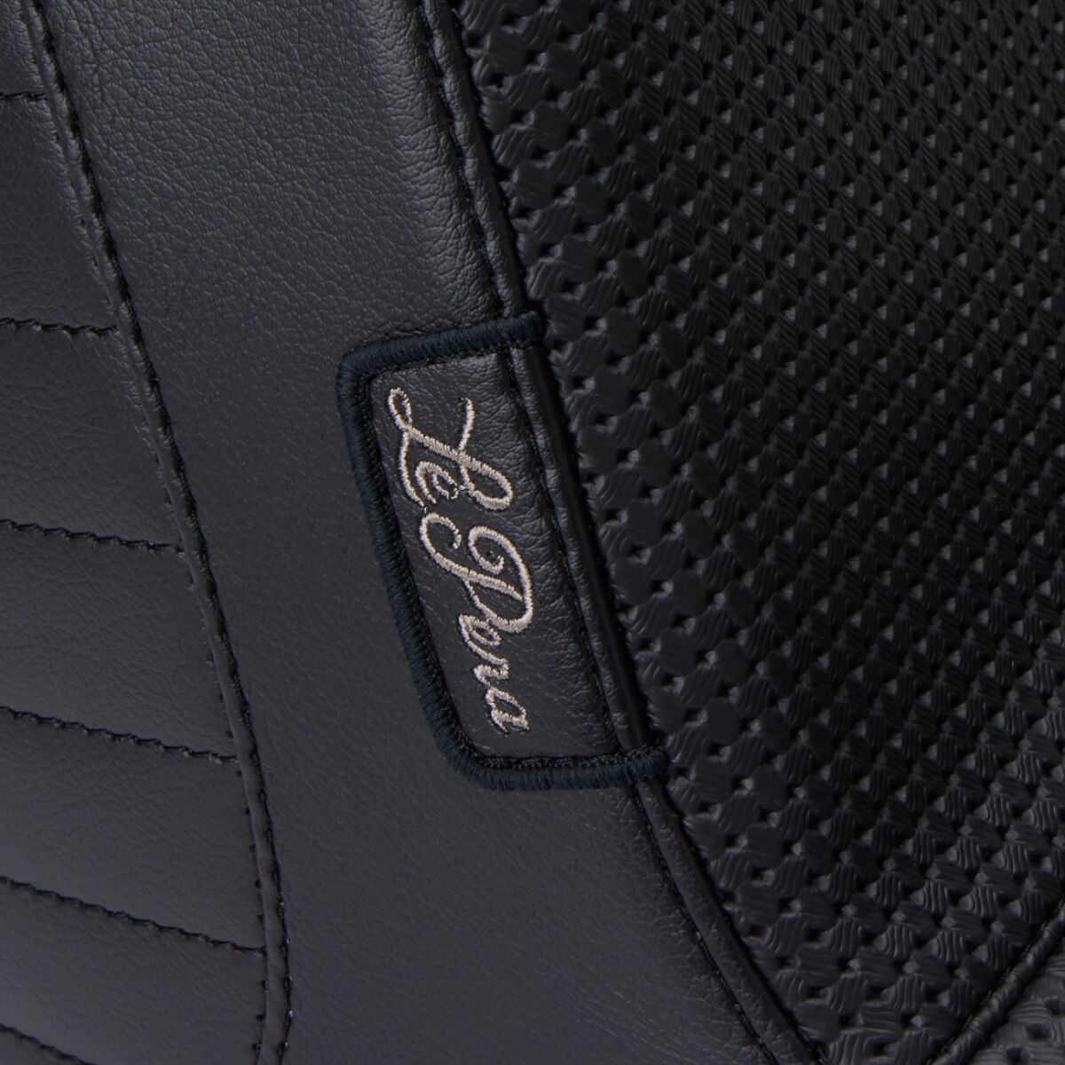 LE PERA Selle Tailwhip Up Front