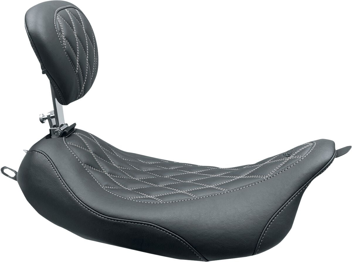 MUSTANG Selle solo Wide Tripper™ avec dossier pilote amovible