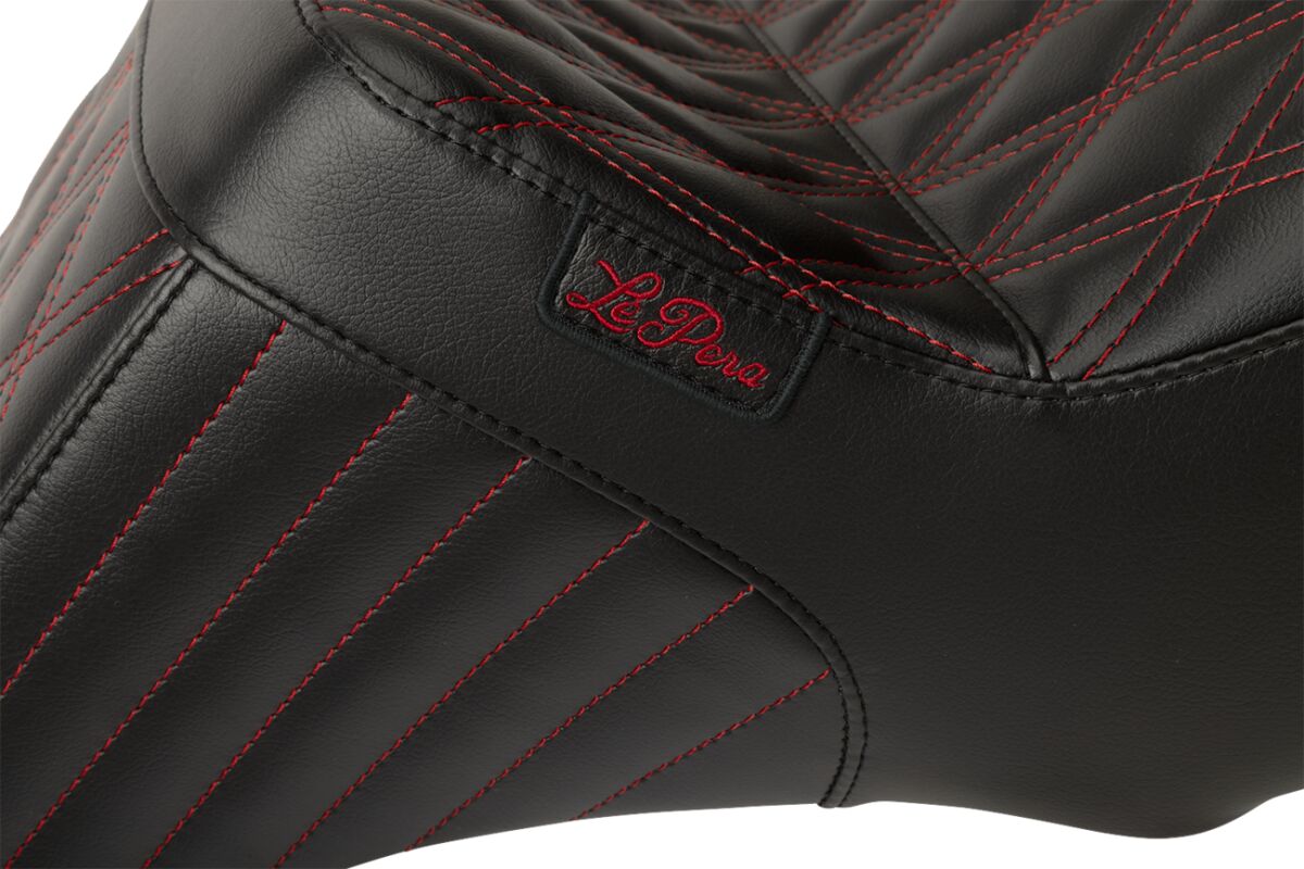 LE PERA Tailwhip Seat - DOUBLE DIAMOND - RED - FLHX/FLTR 23-UP