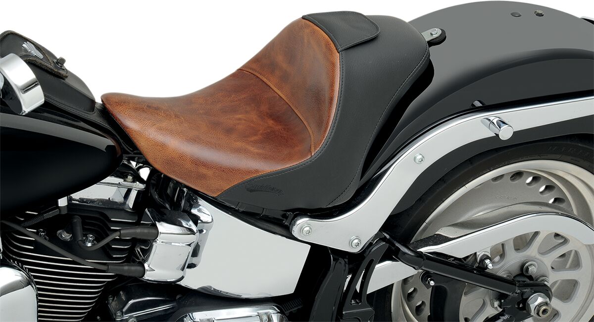 SADDLEMEN Selle solo en cuir Renegade Lariat