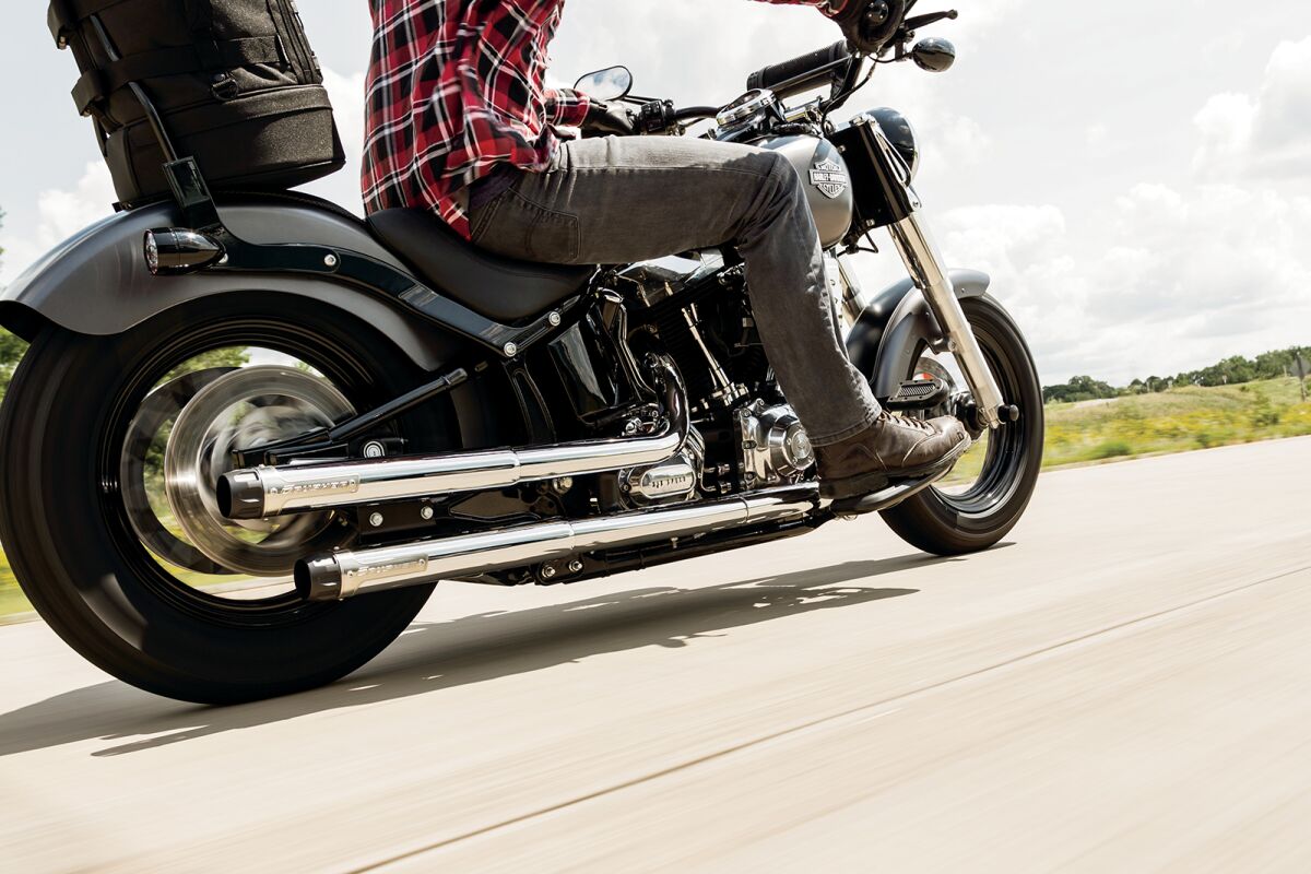 MUSTANG Selle solo Wide Tripper™