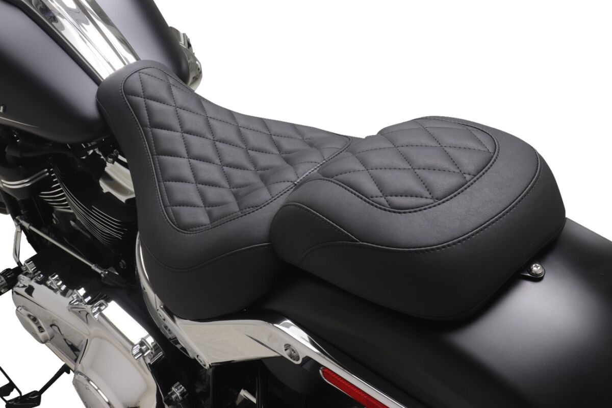 MUSTANG Selle solo large Tripper™