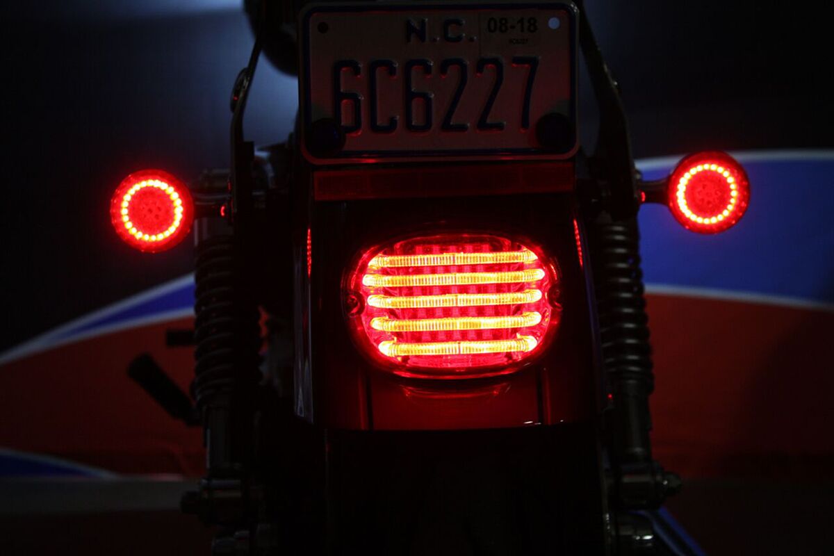 CUSTOM DYNAMICS ProBEAM Low-Profile Feu(x) arrière à LED Kit