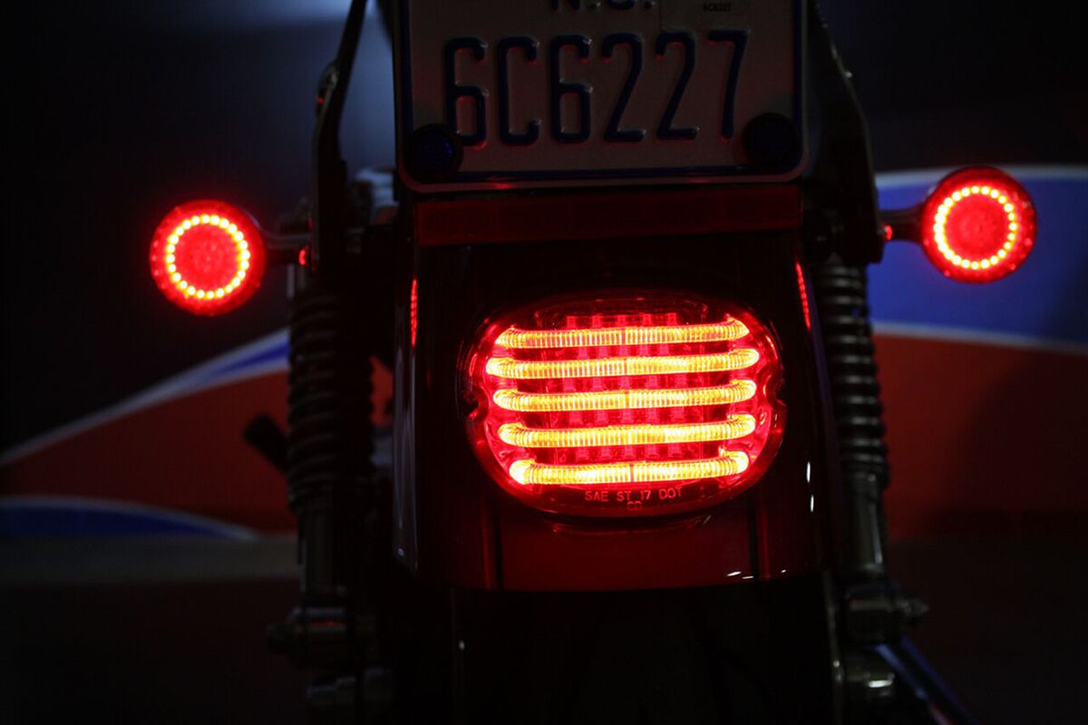 CUSTOM DYNAMICS ProBEAM Low-Profile Feu(x) arrière à LED Kit