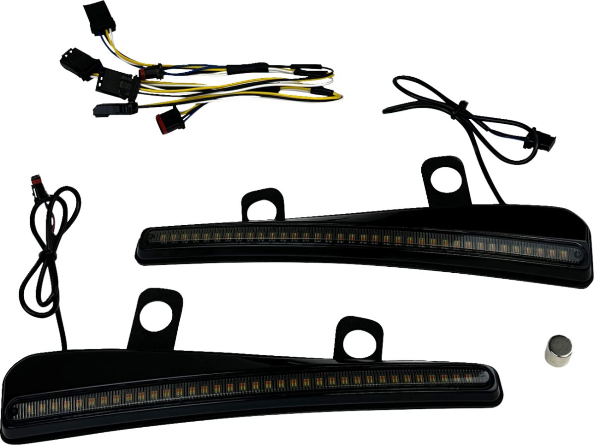 CUSTOM DYNAMICS LED Windshield Trim with Clignotant(s)