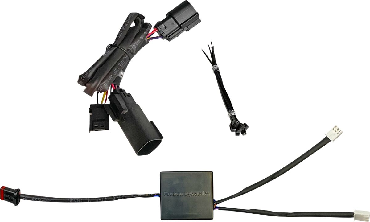 CUSTOM DYNAMICS Alternating Brake Strobe Module