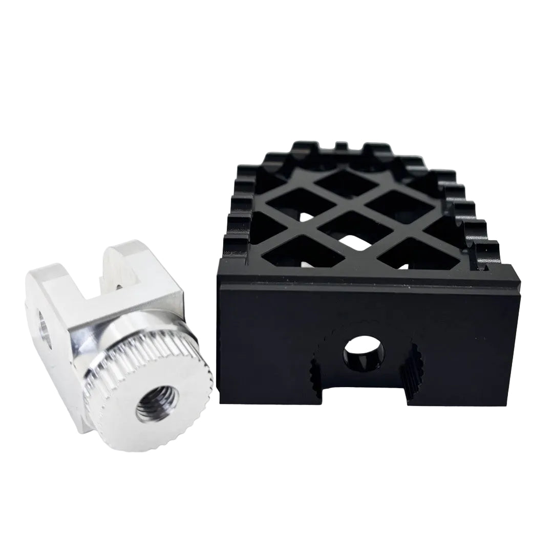442 PARTS - Repose-pieds NOIR avec sliders - Toutes Harley-Davidson