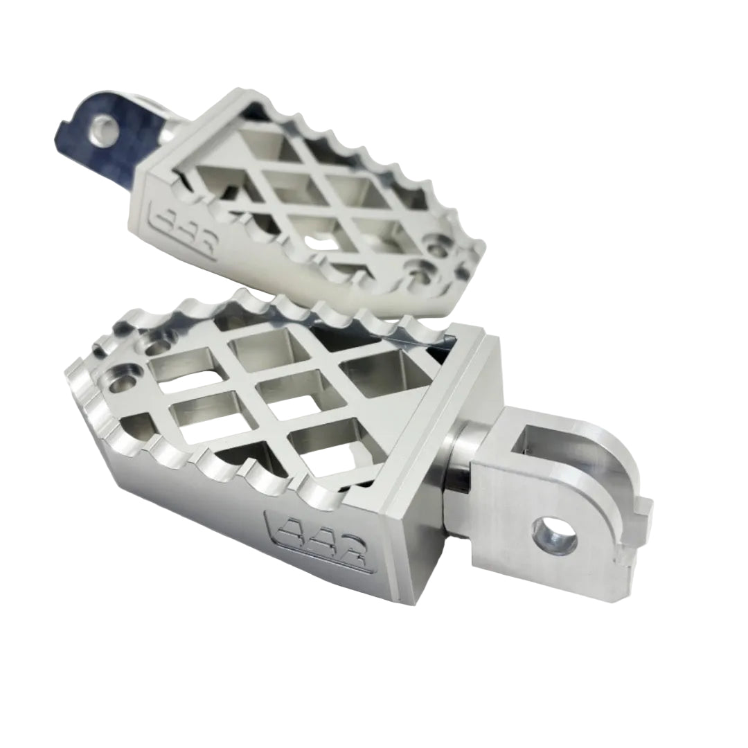 442 PARTS - Repose-pieds ALU avec sliders - Toutes Harley-Davidson