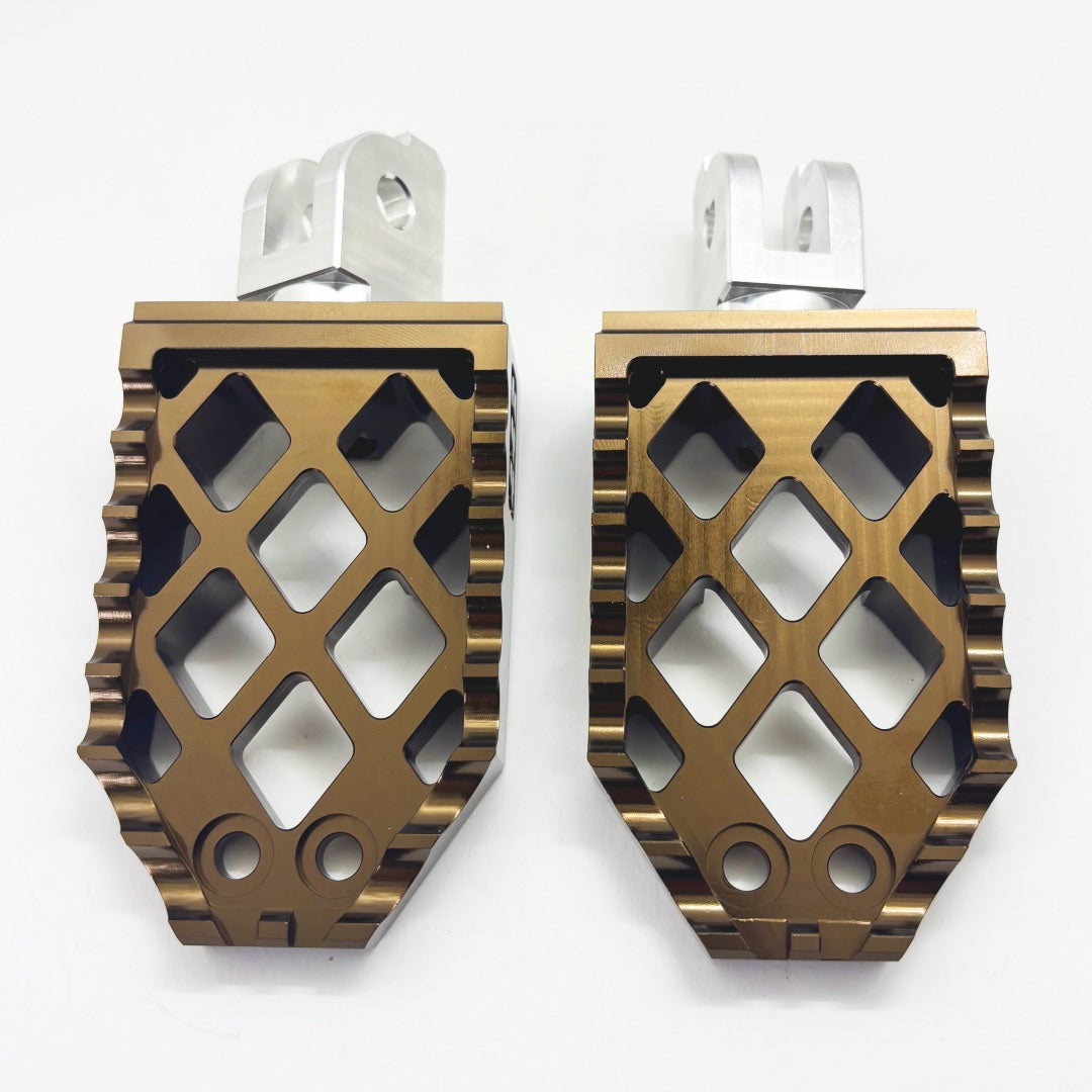442 PARTS - Repose-pieds BRONZE avec sliders - Toutes Harley-Davidson