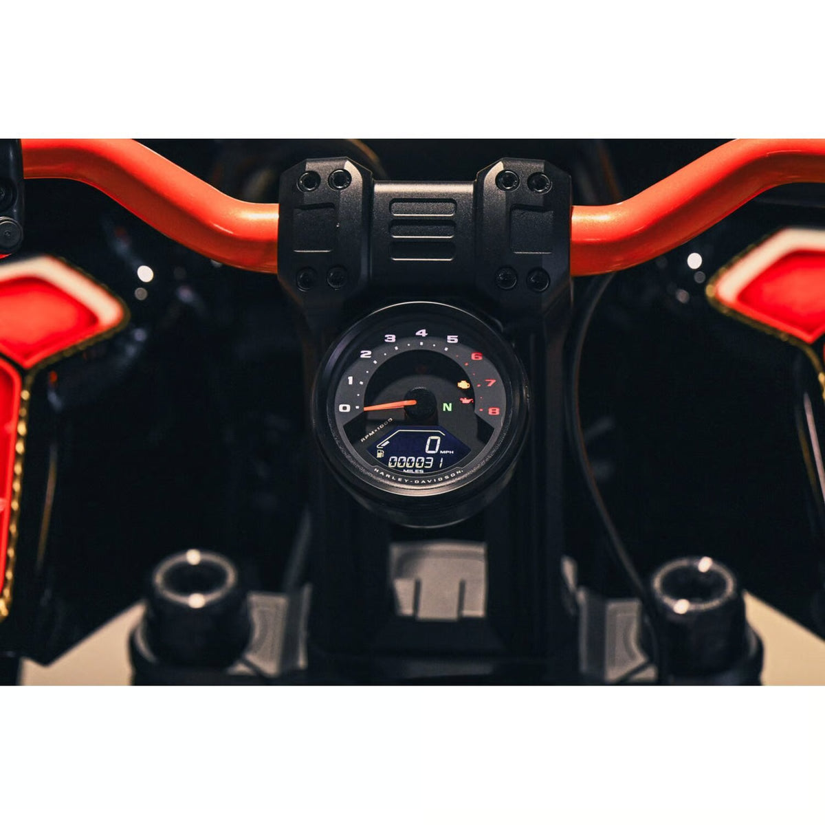 RICK'S - Riser club style pullback - 7" - Softail 24+
