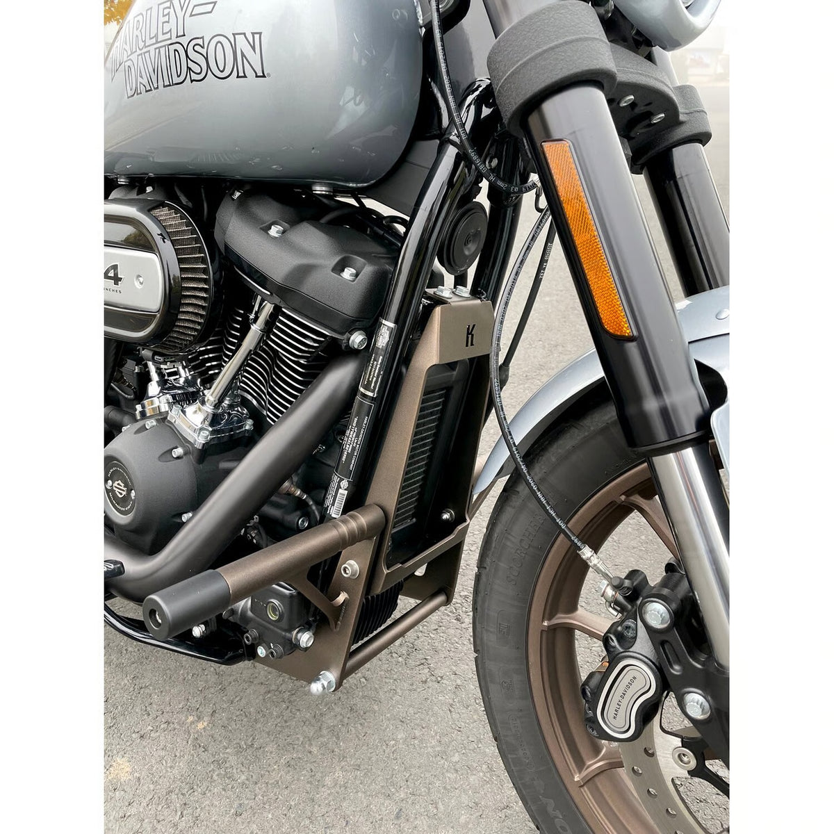KODLIN - Crash bar club style - Bronze - commande centrale - Softail M8 18-25