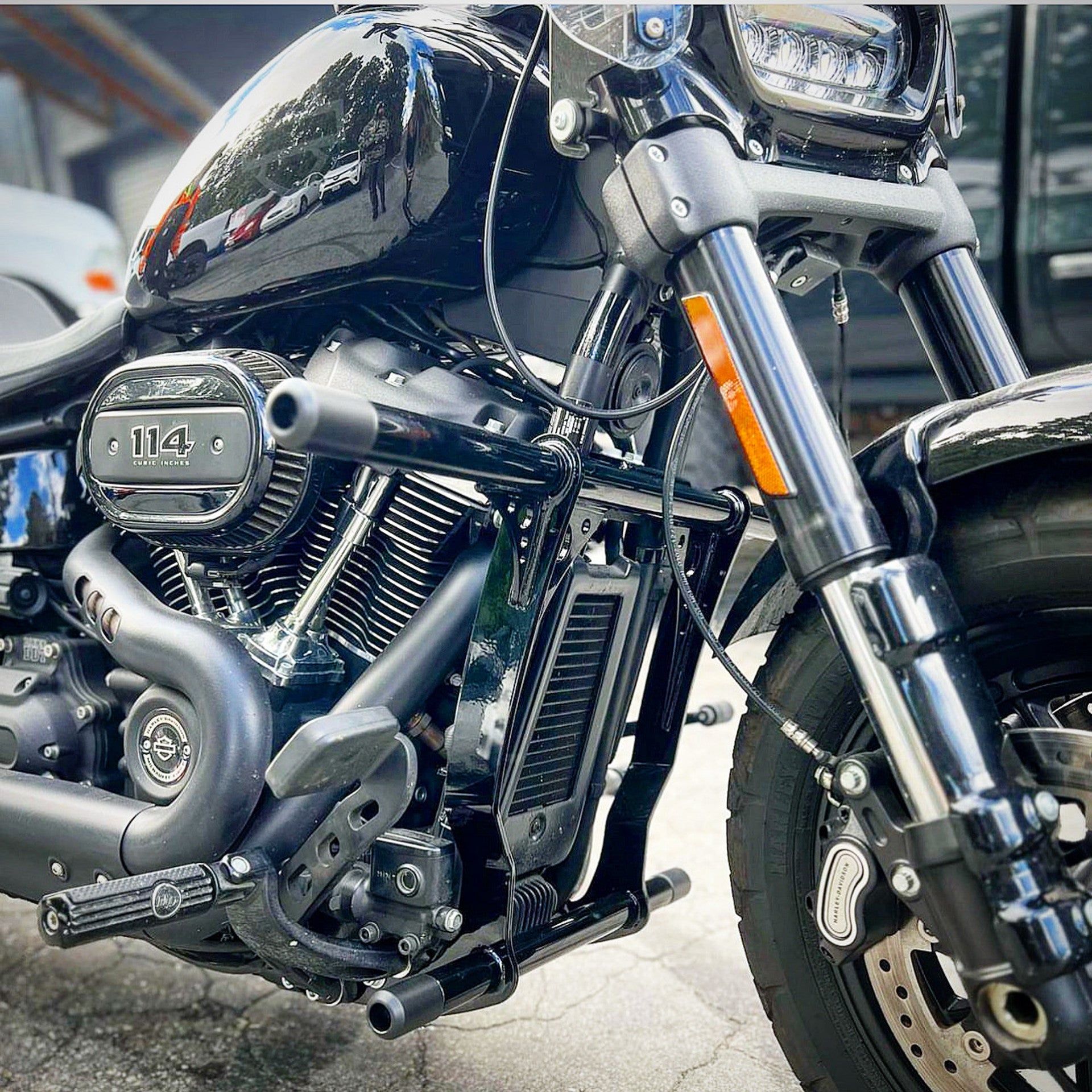BUNG KING - Crash bar SOFTAIL M8 18-25 - Commandes avancées et médiane