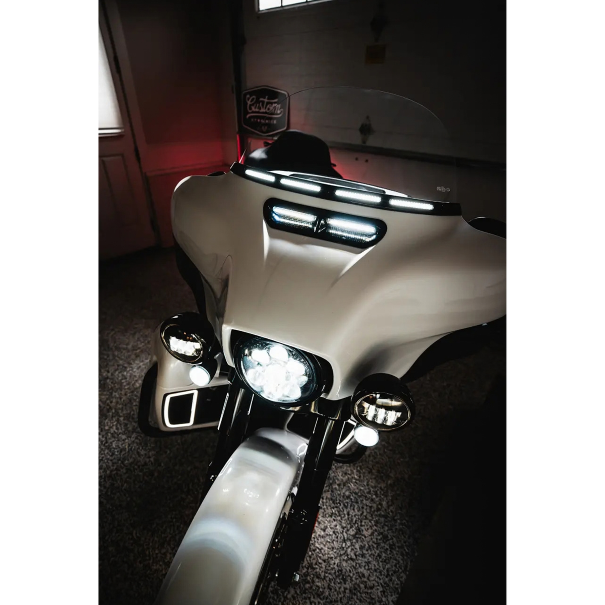 CUSTOM DYNAMICS - Inserts Lumineux de Carénages Inférieurs LED (Blanc/Ambre) - Touring 14+