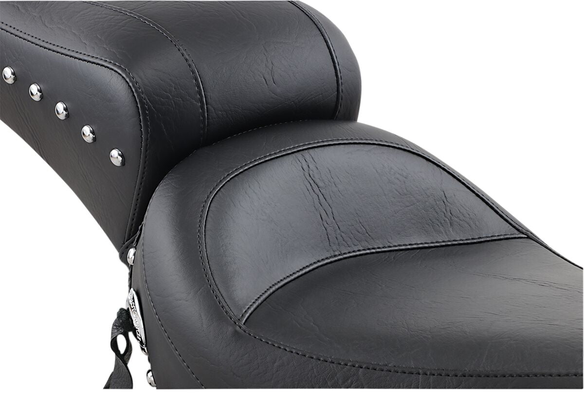 MUSTANG Selle 2 places cloutée