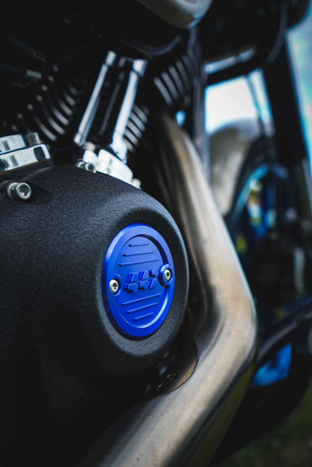 442 Parts - Blue Ignition Cover – Softail M8 Gen 1