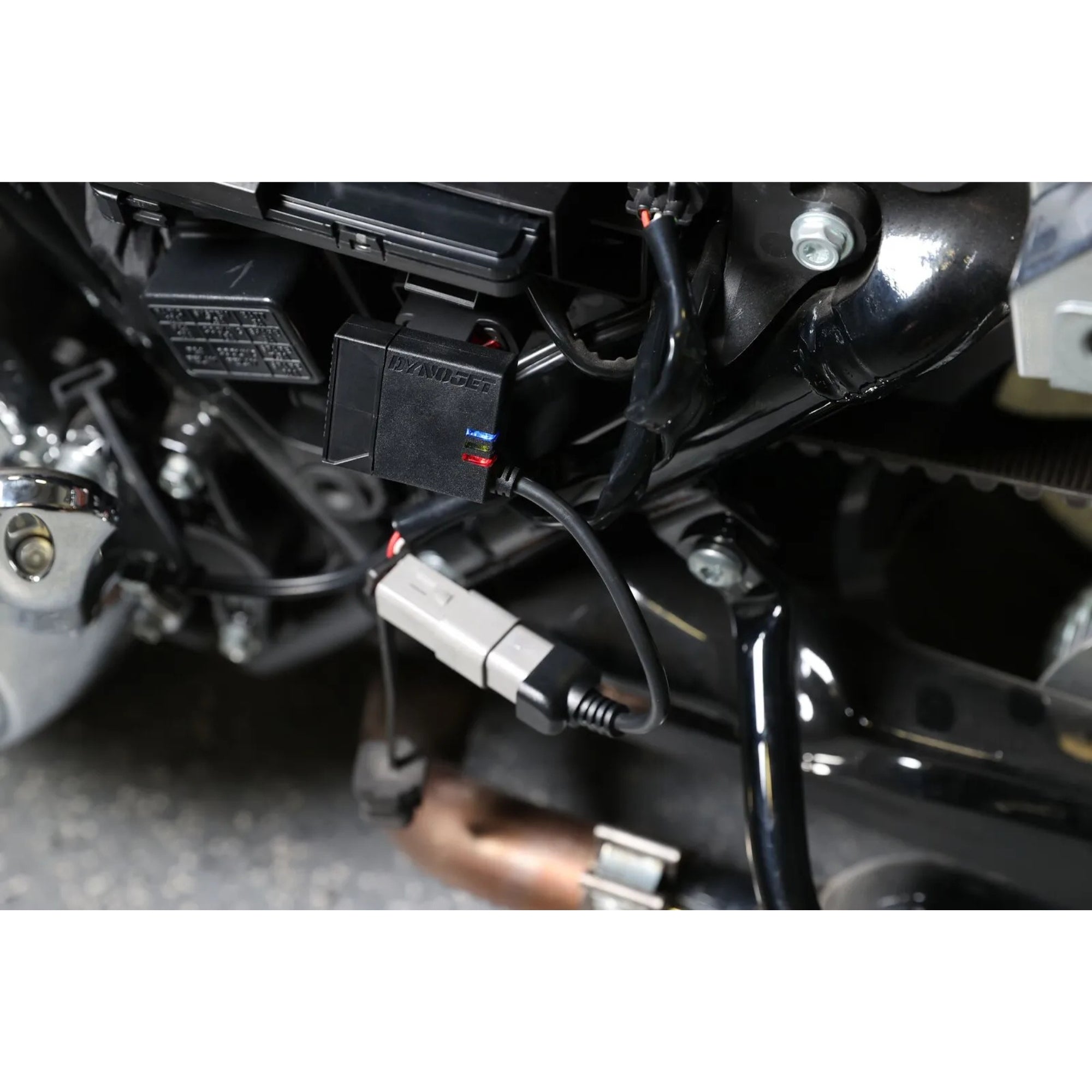 DYNOJET - Power Vision 4 - Prise 6 broches - Sportster / Dyna / Touring 2011-2020