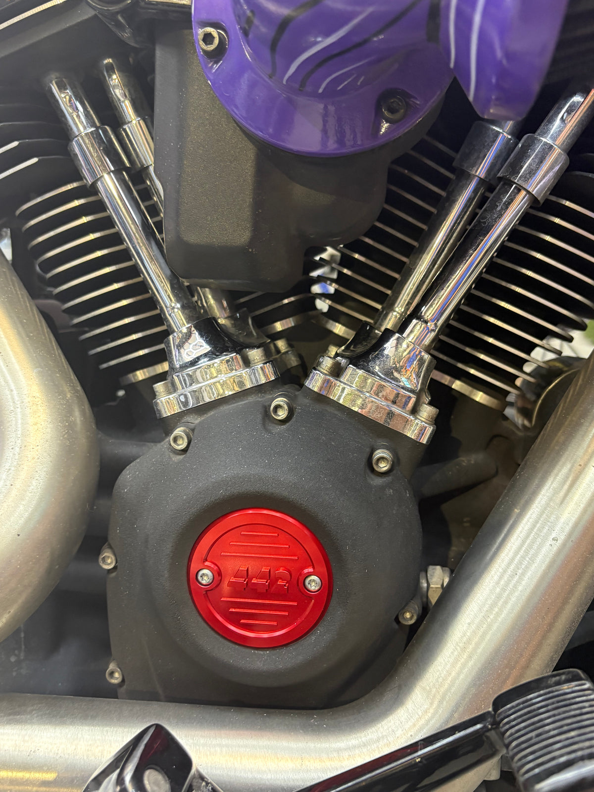 442 Parts - Cache allumage Rouge – Softail M8 Gen 1