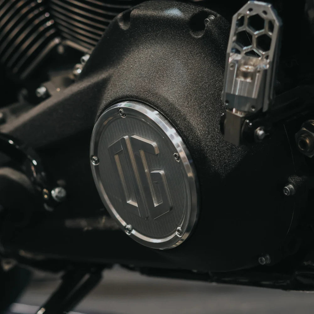 ORIGINAL GARAGE - Derby cover Softail M8 - 11 colors