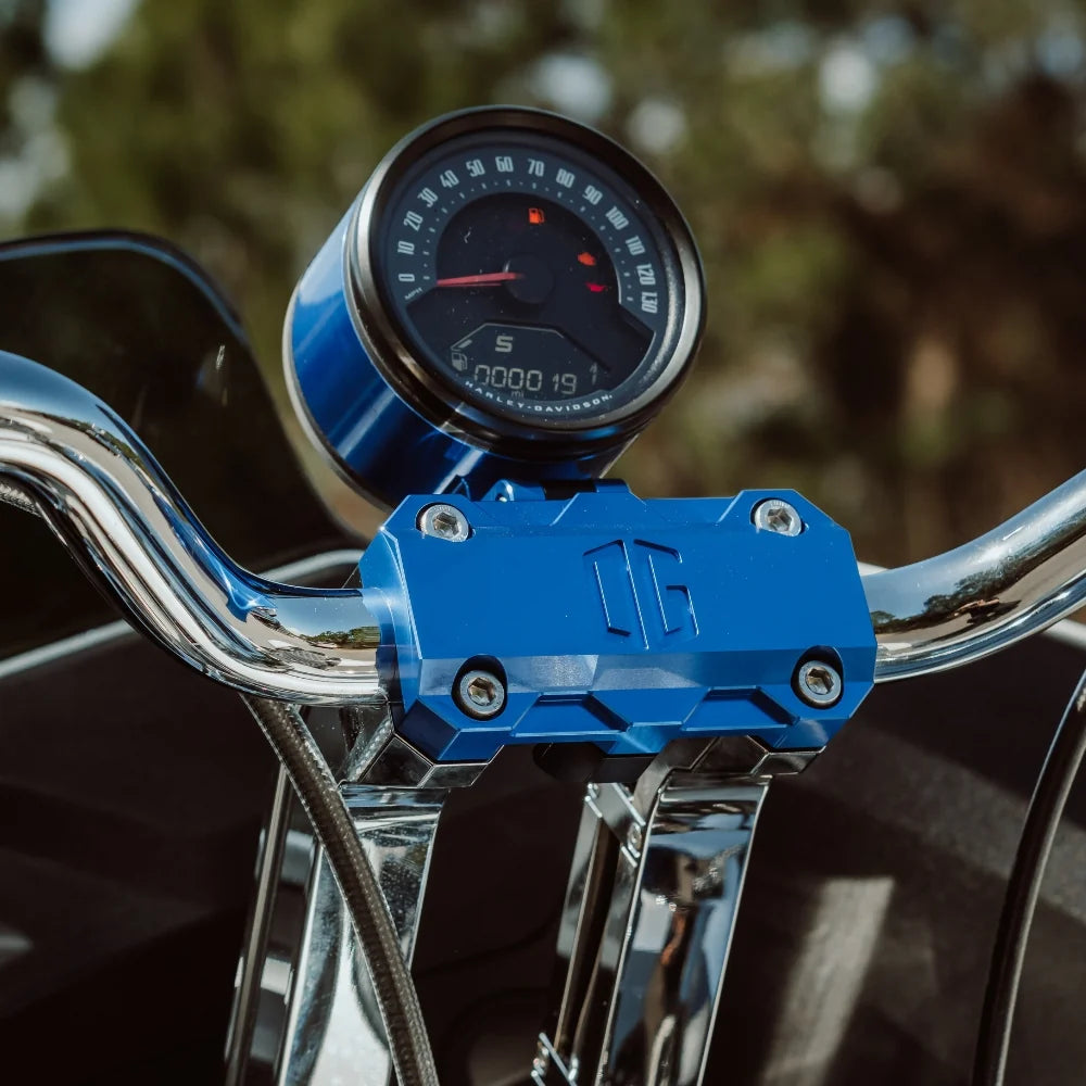 ORIGINAL GARAGE - Support de compteur - Softail M8