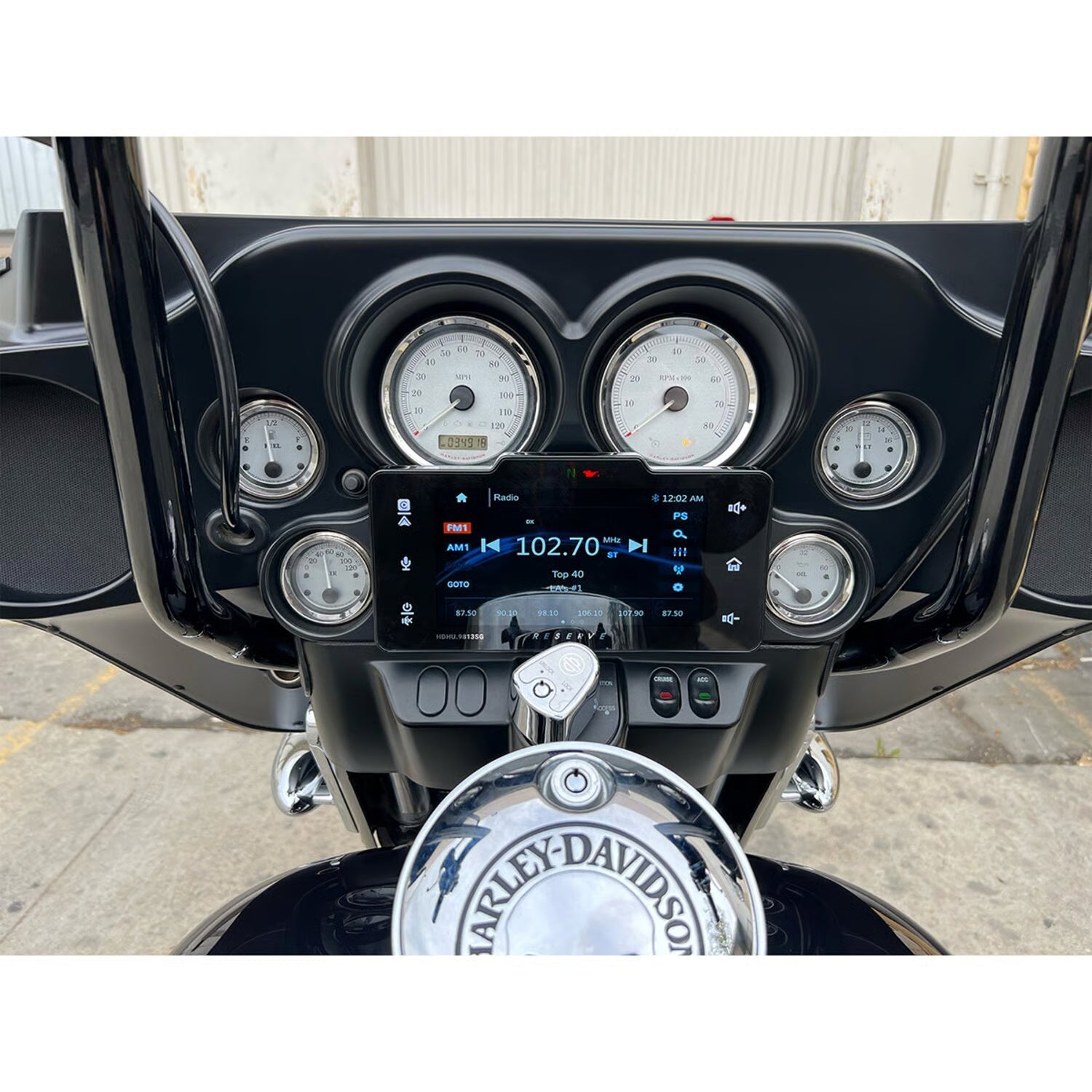 SOUNDSTREAM - Carplay / Radio Plug and Play - Touring 98-13