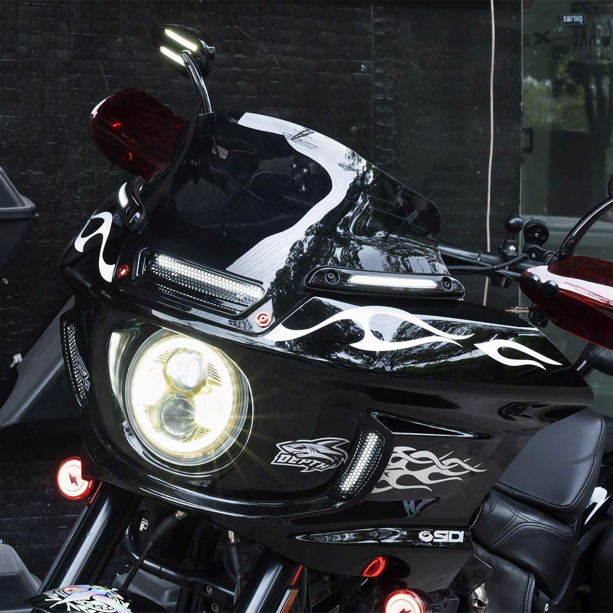 HOGWORKZ - Grille de fairing led avec clignotant intégré - Low rider st 22-26