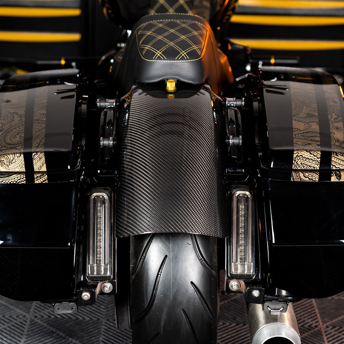 HOGWORKZ - Garde boue arrière en carbon - Touring 09-26