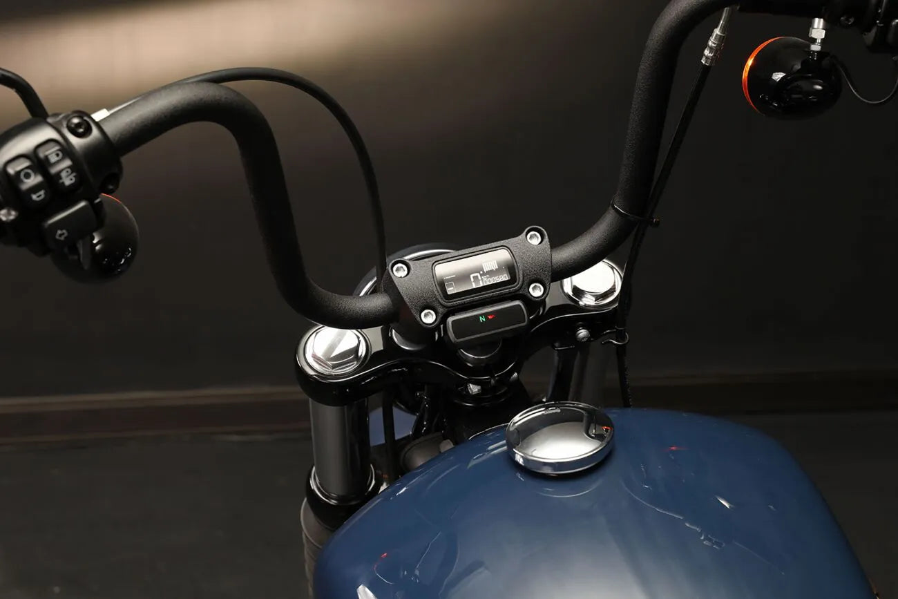 KOSO- Softail M8 Gauge - LCD D2