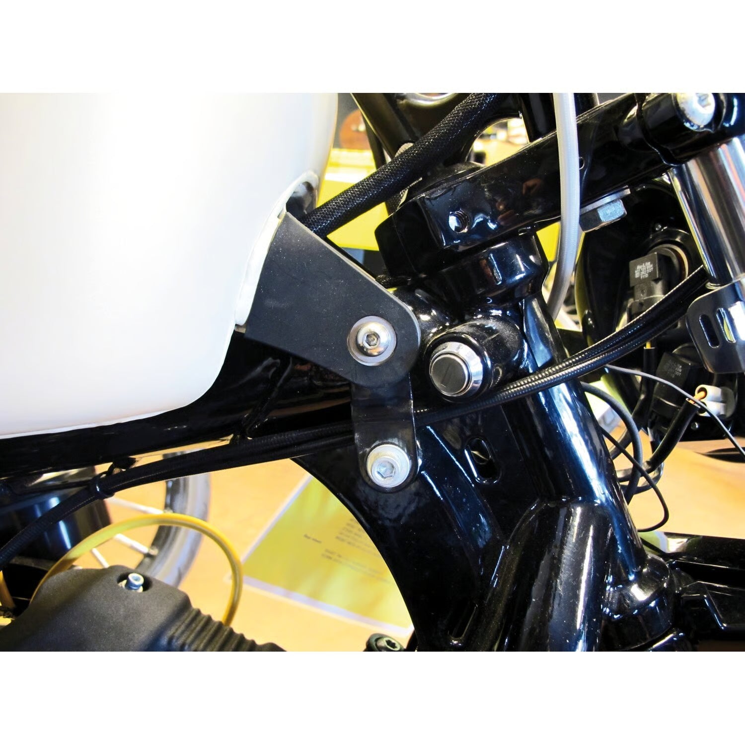 MCS - Kit de rehausse de réservoir - Sportster 95-22 - 51mm